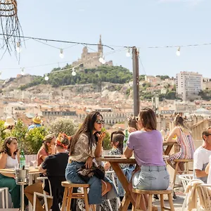 The Babel Community - Vieux Port Aparthotel Marseille